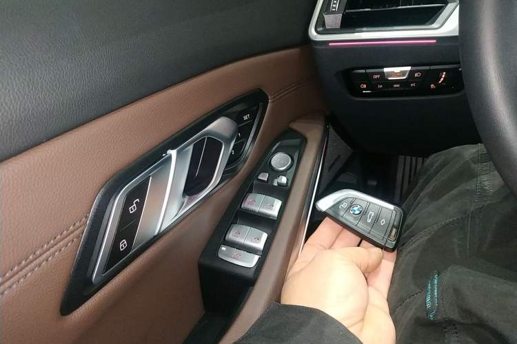 Used BMW 3 Series 2024 325i M Sport Night Edition Package
