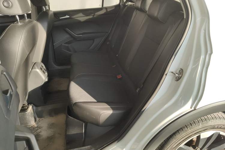 Used Volkswagen Tacqua 2023 200TSI DSG Joy-Connect Edition