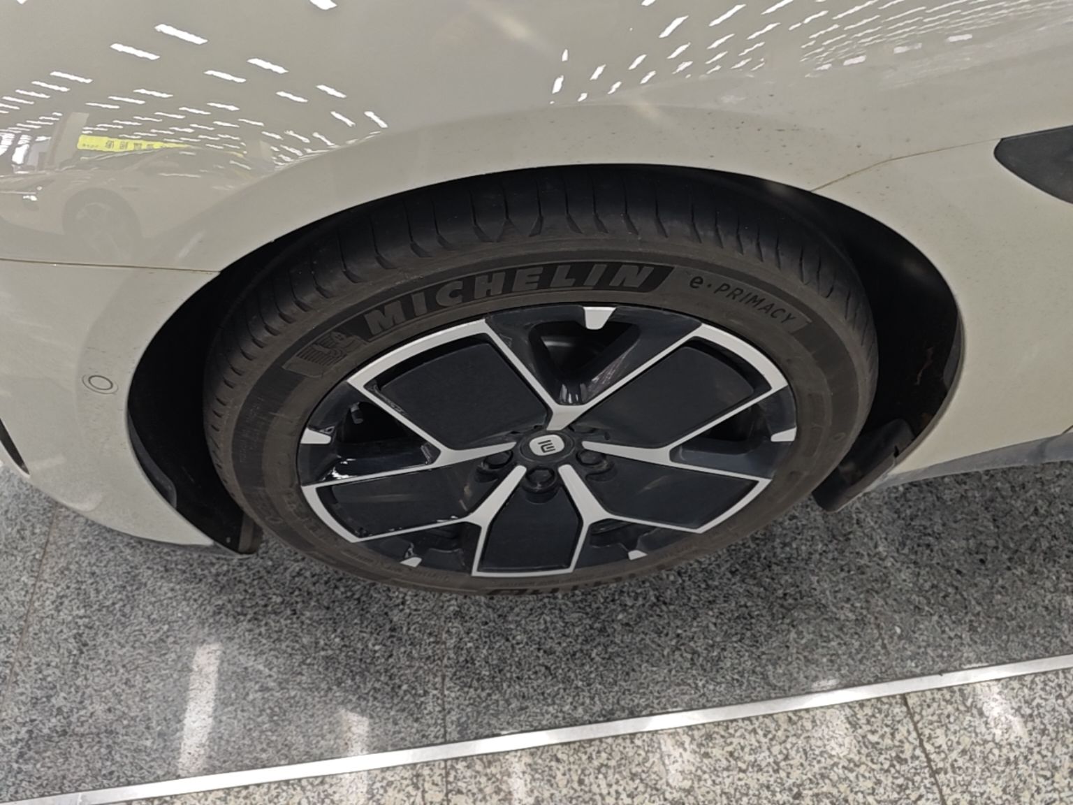 Xiaomi Auto SU7 2024 Rear-Drive Ultra-Long Range Advanced Pro-Level Intelligent Driving Version — снимка 10