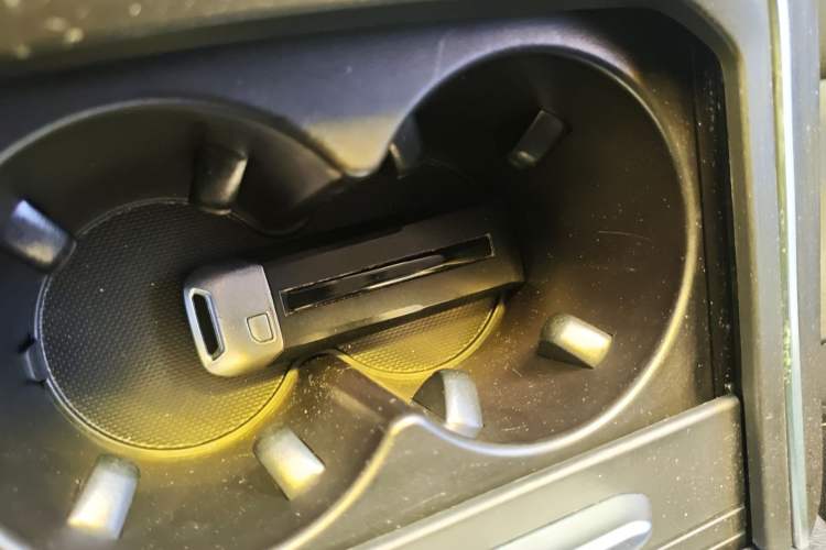 Used Wey VV6 2021 2.0T Two-Wheel Drive Smart Plus