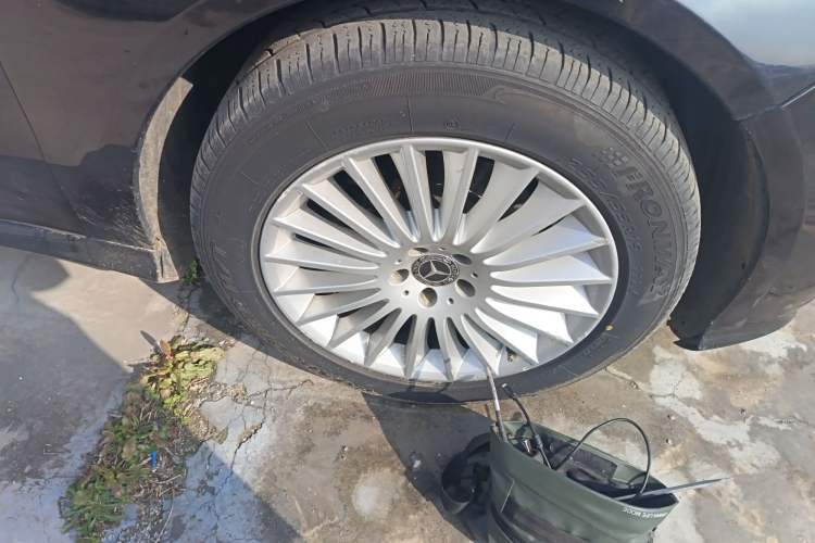 Used Mercedes-Benz R-Class 2014 R 320 4MATIC Luxury Model