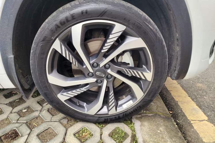 Used Geely Auto Monjaro L 2023 2.0TD High-Power Automatic Two-Wheel Drive Flagship Version
