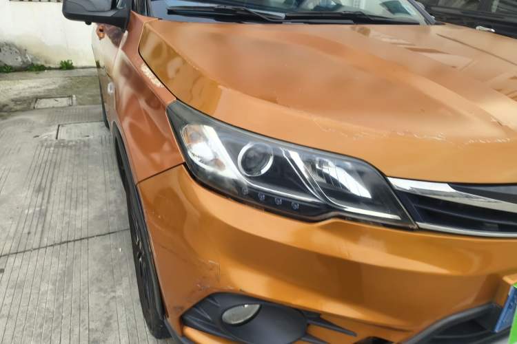 Used Soueast DX3 2016 1.5T CVT Flagship Model Right Front Headlight