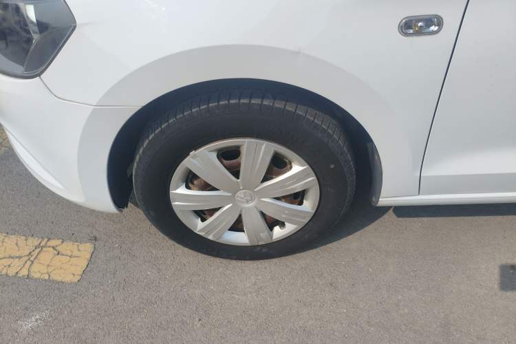 Used Volkswagen Jetta 2013 1.6L Manual Fashion Edition