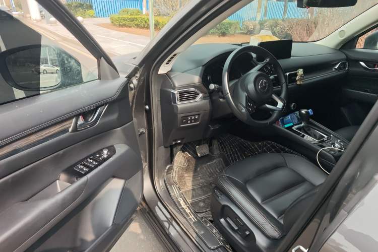 Used Mazda CX-5 2022 2.0L Automatic Two-Wheel Drive Zhiya Version
