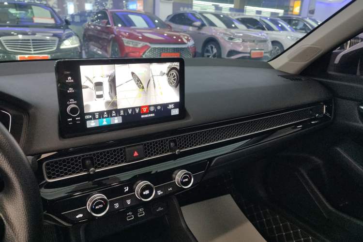 Used Honda Civic 2023 2.0L eHEV Pioneer Edition