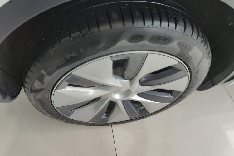 Used Tesla Model Y 2022 Revised Version Long-Range All-Wheel Drive
