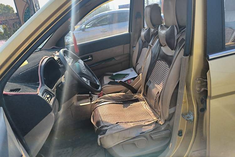 Used Wuling Hongguang 2013 1.5L S Comfort Model
