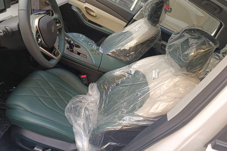 Used JETOUR Shanhai L9 2024 1.5TD 2DHT Pro 7-Seater