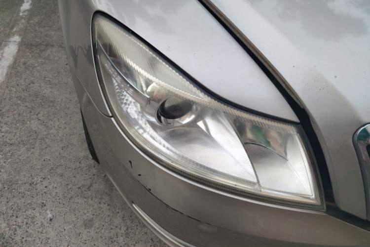 Used Skoda Octavia 2012 1.6L Manual Yijie Edition Right Front Headlight