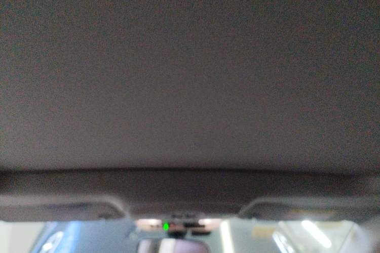 Used Buick Envision 2018 28T Four-Wheel Drive Elite Version Headliner