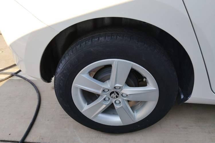 Used Skoda Fabia 2016 1.4L Automatic Car Enjoy Edition