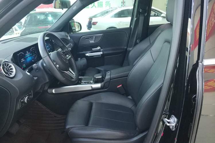 Used Mercedes-Benz EQB 2023 Facelift EQB 260
