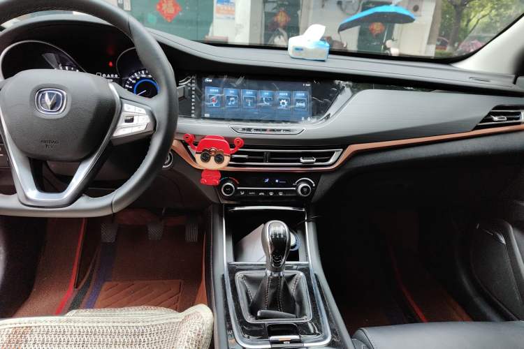 Used CHANGAN Eado 2018 1.6L GDI Manual Trendy Model China V Standard Audio And AC Panel