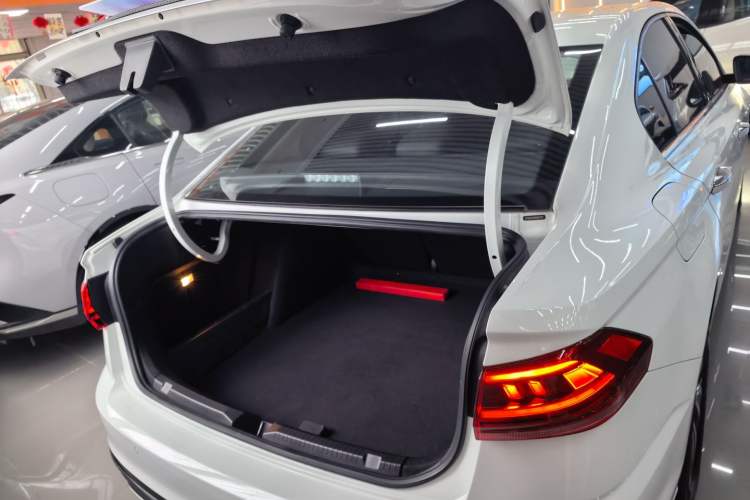 Used Volkswagen Bora 2024 280TSI DSG Comfort Edition
