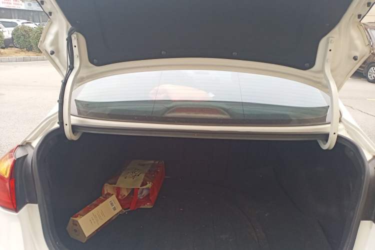 Used Kia K3 2015 1.6L Automatic GLS
