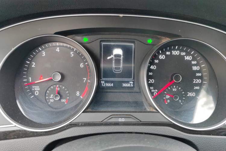 Used Volkswagen Magotan 2017 330TSI DSG Leading Model Instrument Cluster