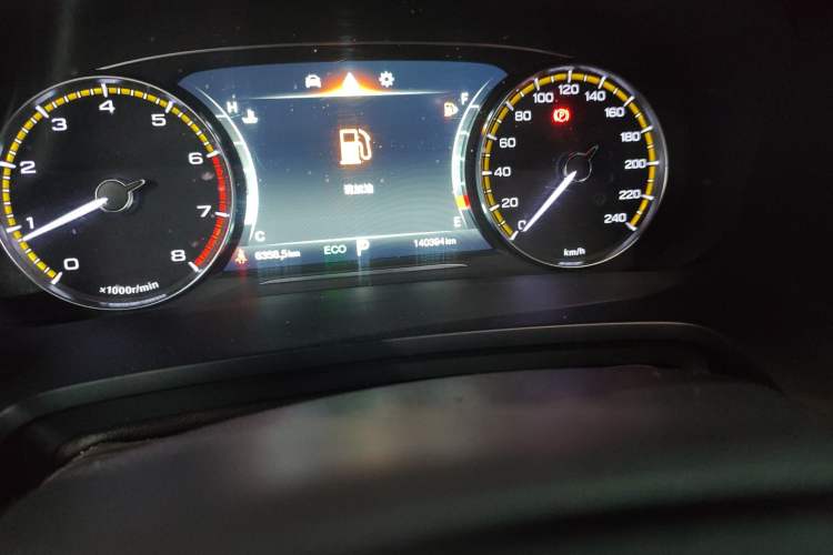 Used GAC Trumpchi M8 2021 Lingxiu Series 390T Luxury Edition Odometer Close Up