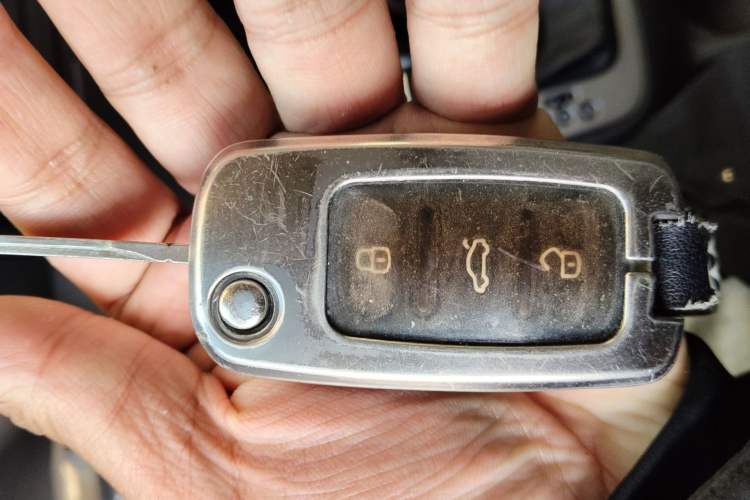 Used Volkswagen Tiguan L 2016 300TSI Automatic Two-Wheel Drive Trend Edition