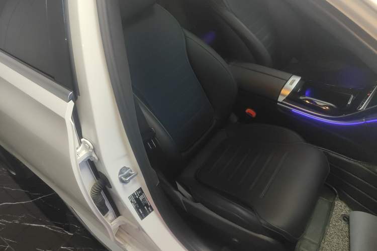 Used Mercedes-Benz C-Class 2023 C 260 L Sport Edition Right Front Seat