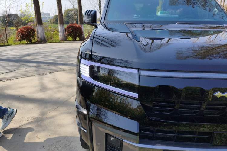 Used Formula Leopard 8 2025 Smart & Brave Flagship Edition 7 Seats
