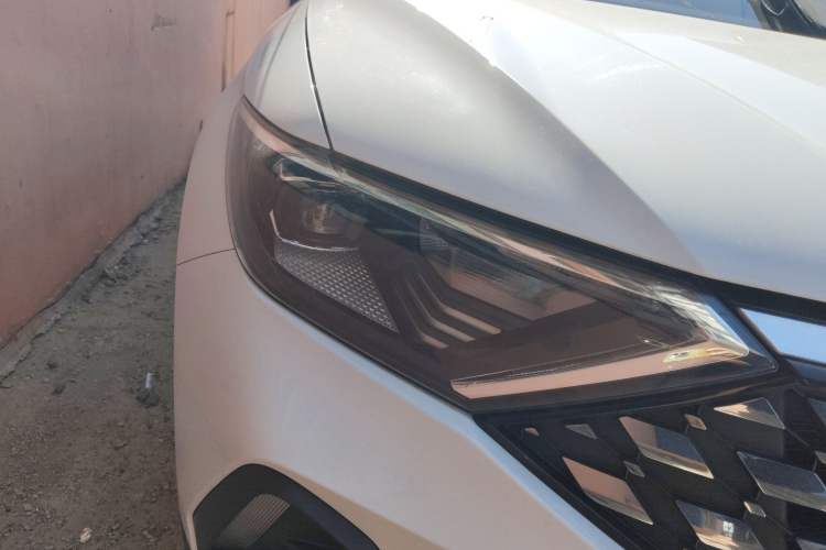 Used Jetta VS7 2020 1.4T Automatic Glory Edition Right Front Headlight