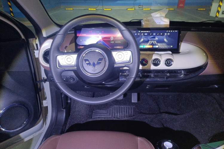 Used Wuling Bingo 2023 333 km Lingxi Connected Version
