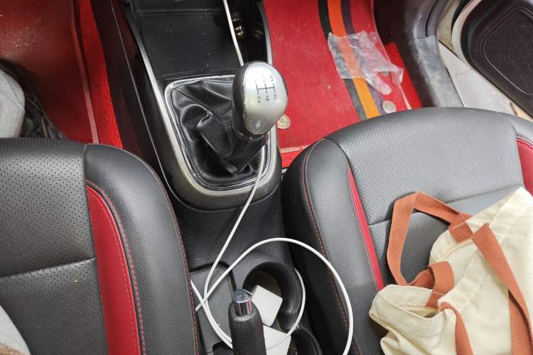 Used CHANGAN CS15 2016 1.5L Manual Fashion Edition
