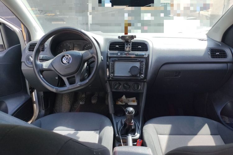 Used Volkswagen Polo 2014 1.4L Manual Fashion Edition
