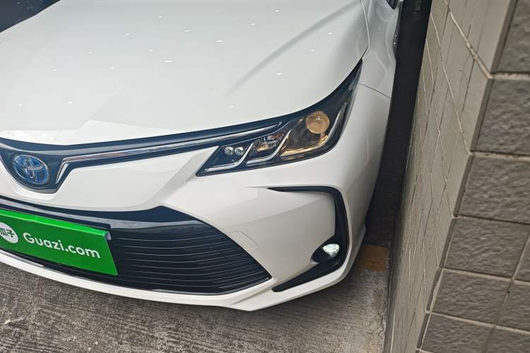 Used Toyota Corolla 2021 Dual-Motor 1.8L E-CVT Elite Edition