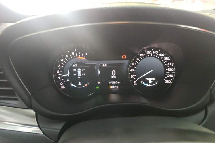 Used Lincoln MKC 2017 2.0T Two-Wheel Drive Deluxe Edition Instrument Cluster