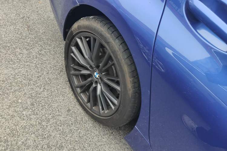 Used BMW 3 Series 2020 Facelifted 325Li M Sport Night Edition Package Right Rear Wheel Hub