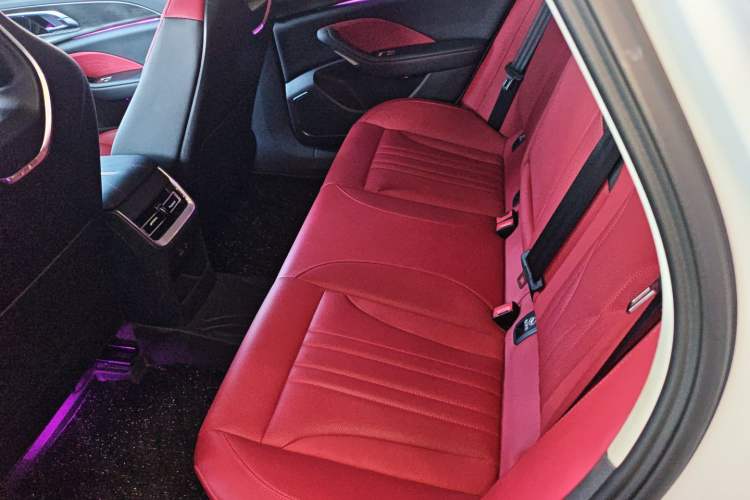 Used Hongqi H6 2024 2.0T ZhiMei Edition