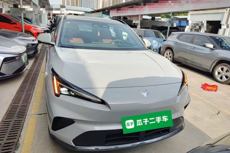Used ARCFOX Alpha T5 2026 Model Range-Extended 1215 Yuanjing Smart Driving Version
