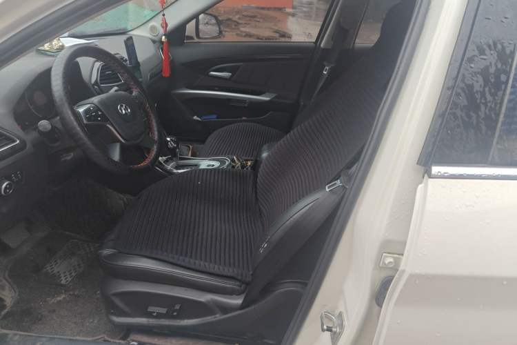 Used BAIC Senova D70 2018 Performance Version 1.8T Comfort Version Left Front Seat