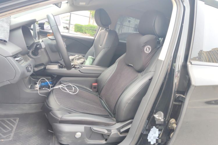 Used Hongqi E-QM5 2022 431 km Charge & Enjoy Edition Left Front Seat