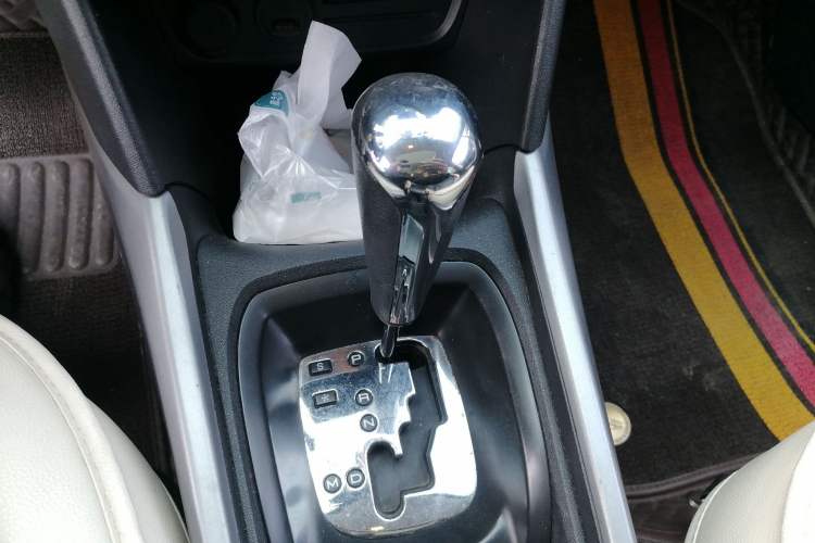 Used Peugeot 2008 2015 1.6L Automatic Playcool Edition