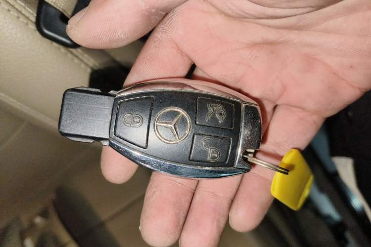 Used Mercedes-Benz M-Class 2014 ML 320 4MATIC
