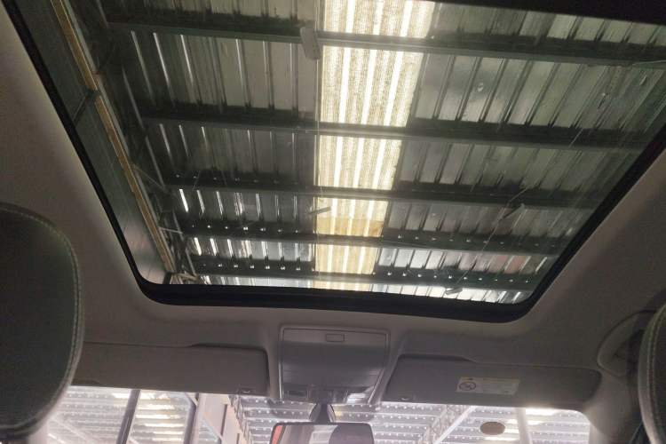 Used Volkswagen Tiguan L 2024 300TSI Automatic Two-Wheel Drive Smart Edition
