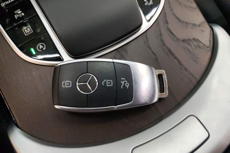 Used Mercedes-Benz GLC 2021 GLC 260 L 4MATIC Luxury Model