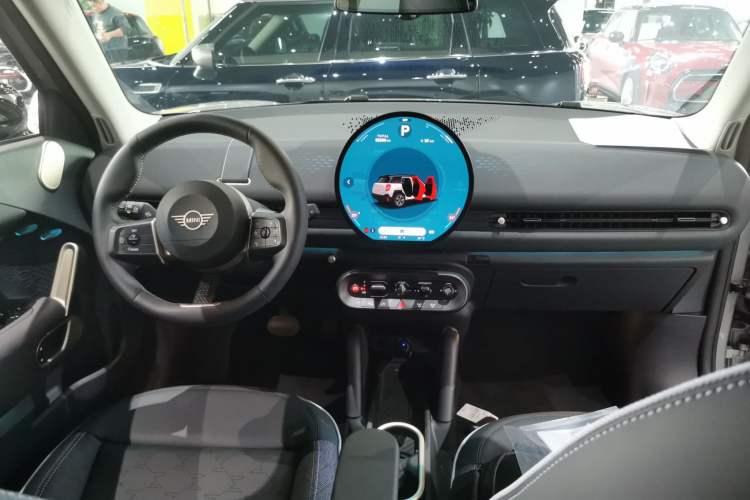 Used MINI Electric MINI ACEMAN 2024 E Classic Edition
