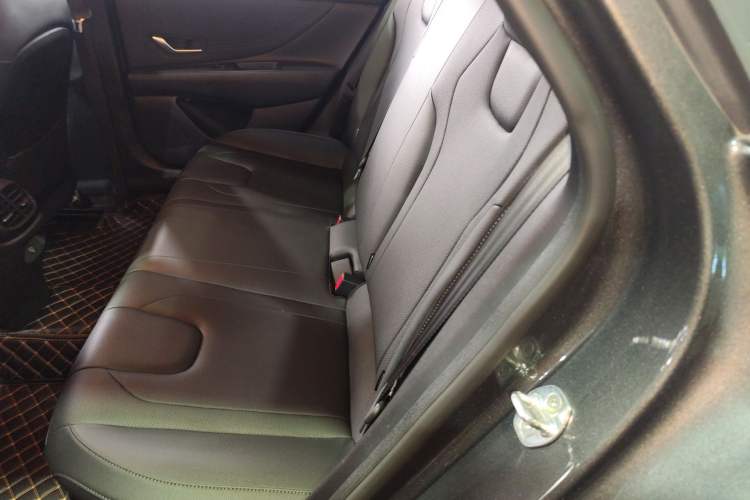 Used Hyundai Elantra 2023 1.5L CVT GLX Elite Edition
