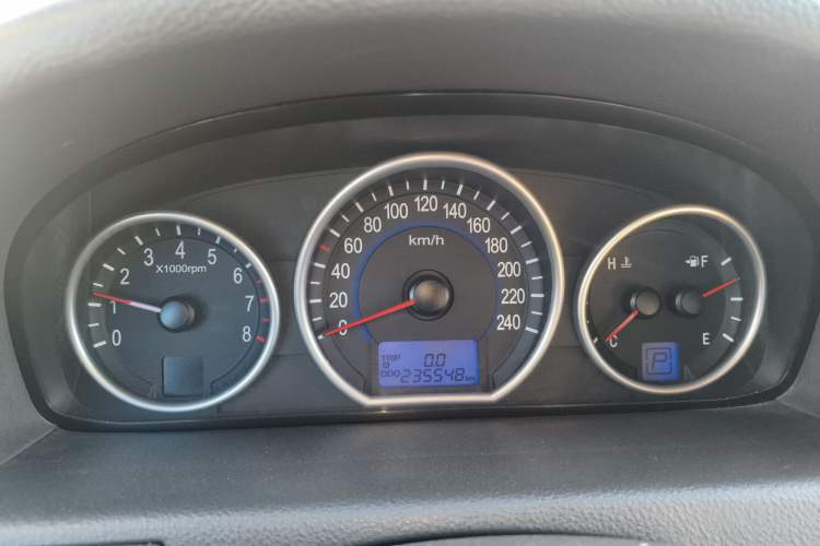 Used Hyundai Veracruz 2009 3.8L Comfort Edition Instrument Cluster