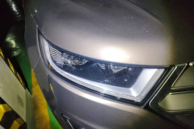 Used Ford Edge 2016 EcoBoost 245 Two-Wheel-Drive Titanium 7-Seater
