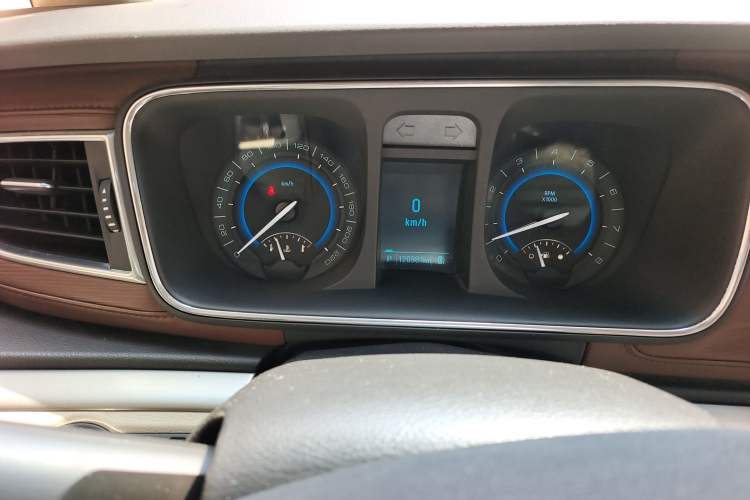 Used Buick GL8 2014 3.0L GT Luxury Business Haoya Edition Instrument Cluster