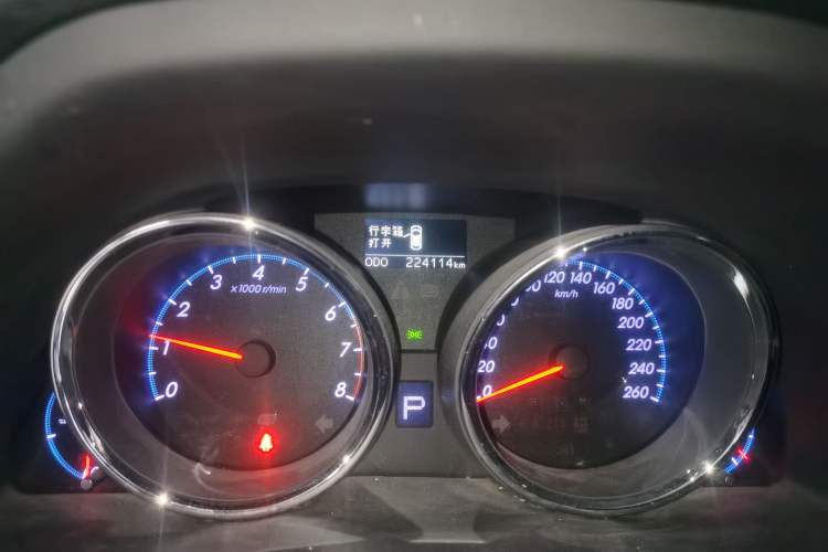 Used Toyota Reiz 2012 2.5V Fengdu Elite Stylish Edition Odometer Close Up