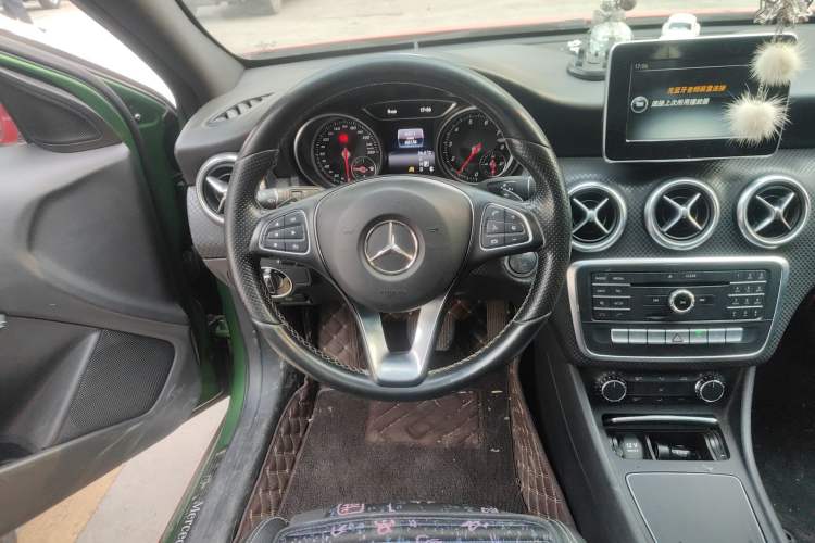 Used Mercedes-Benz A-Class 2016 A 200 Fashion Model