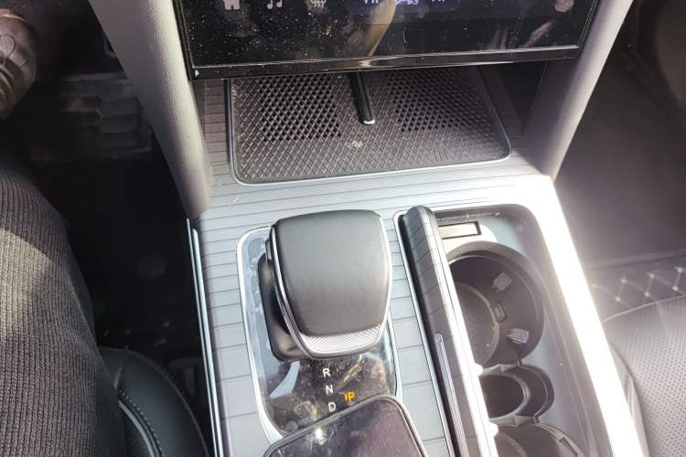 Used Hongqi HS7 PHEV 2024 2.0T PHEV Four-Wheel Drive Flagship Edition 6 Seats