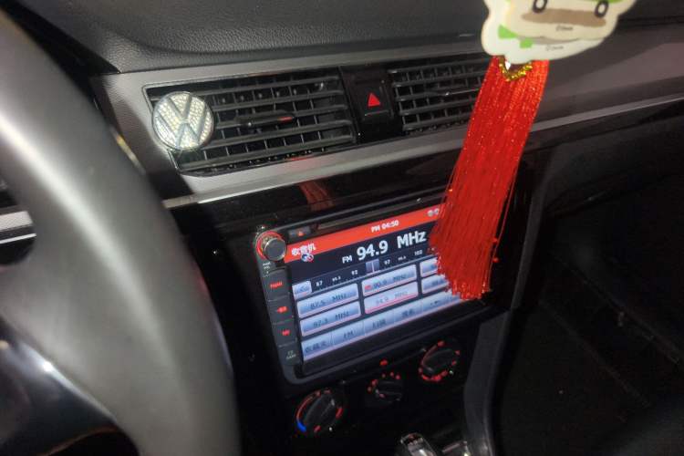 Used Volkswagen Bora 2016 230TSI DSG Comfort Model
