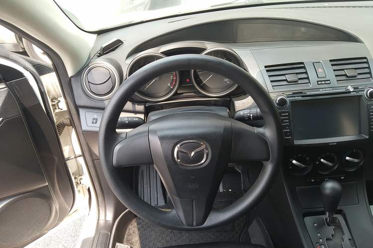 Used Mazda 3 2011 Sedan 1.6L Automatic Comfort Model Steering Wheel